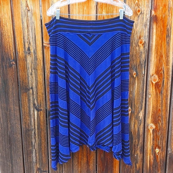 Le chateau midi Chevron print skirt - Picture 4 of 5